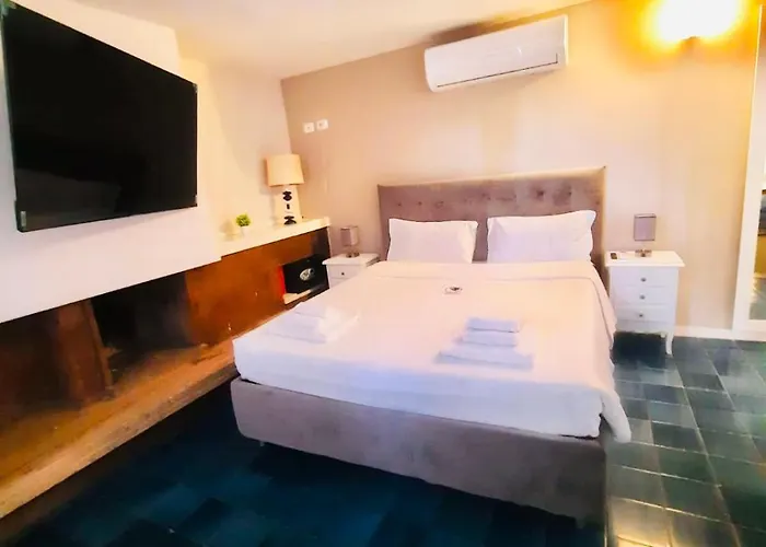 לינה וארוחת בוקר Relais La Fornarina 2 3*